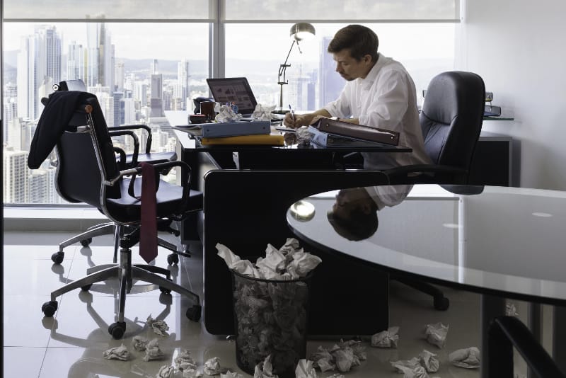 GUIDE TECHNIQUE] Comment choisir son destructeur de papier pour le bureau ?